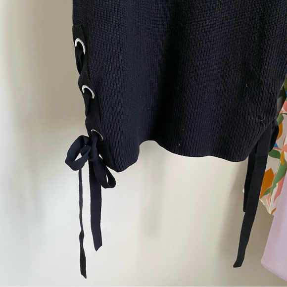 1.‎ State Knit Tank - Picture 5 of 7